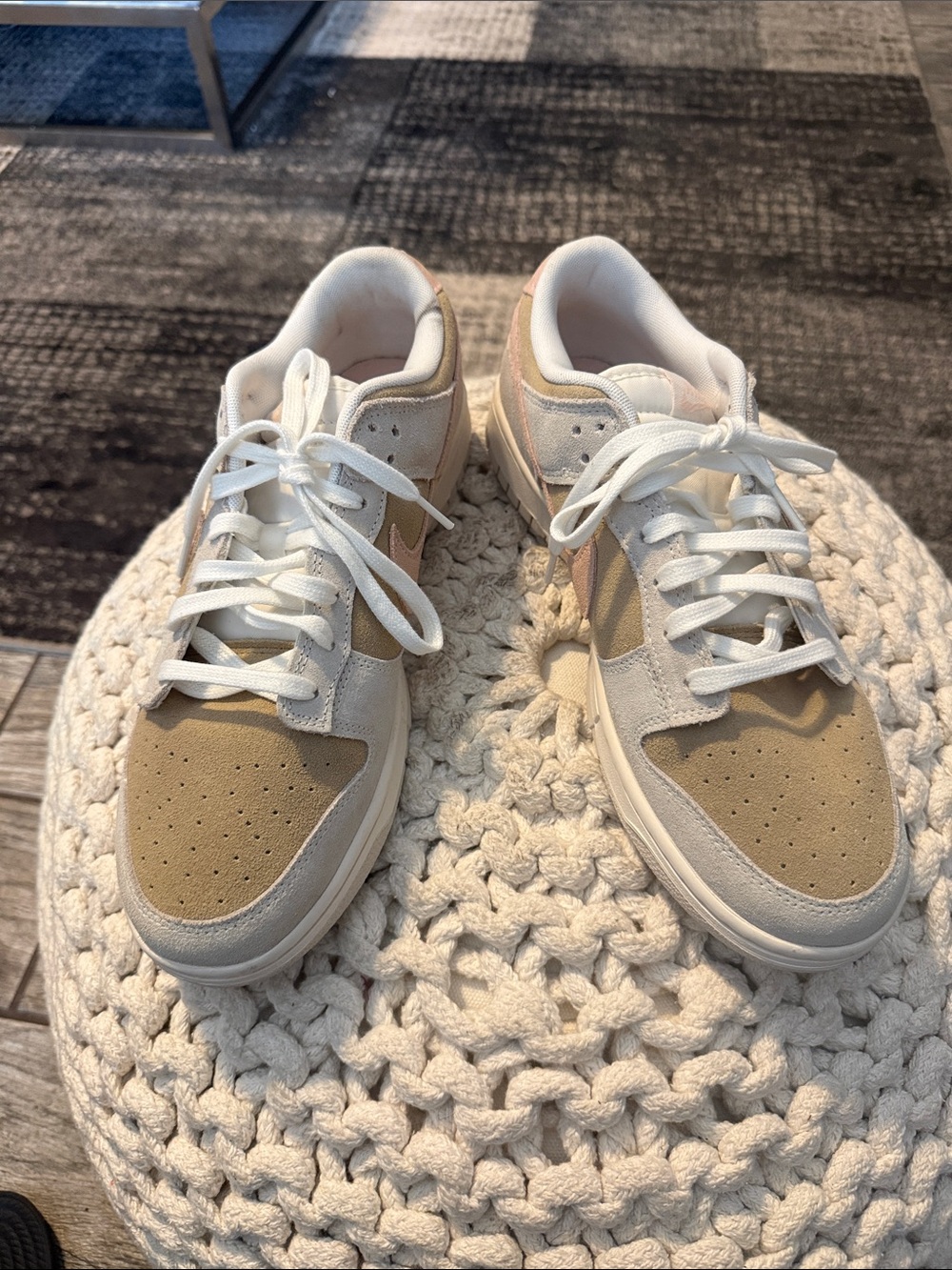 Nike Low-Top Sneakers in Cream, Beige & Soft Pink. NWOB